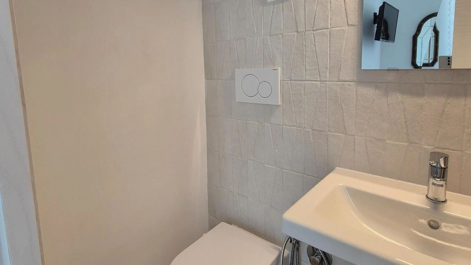 A Casa Di Alex Vatican Rome Bed & Breakfast
