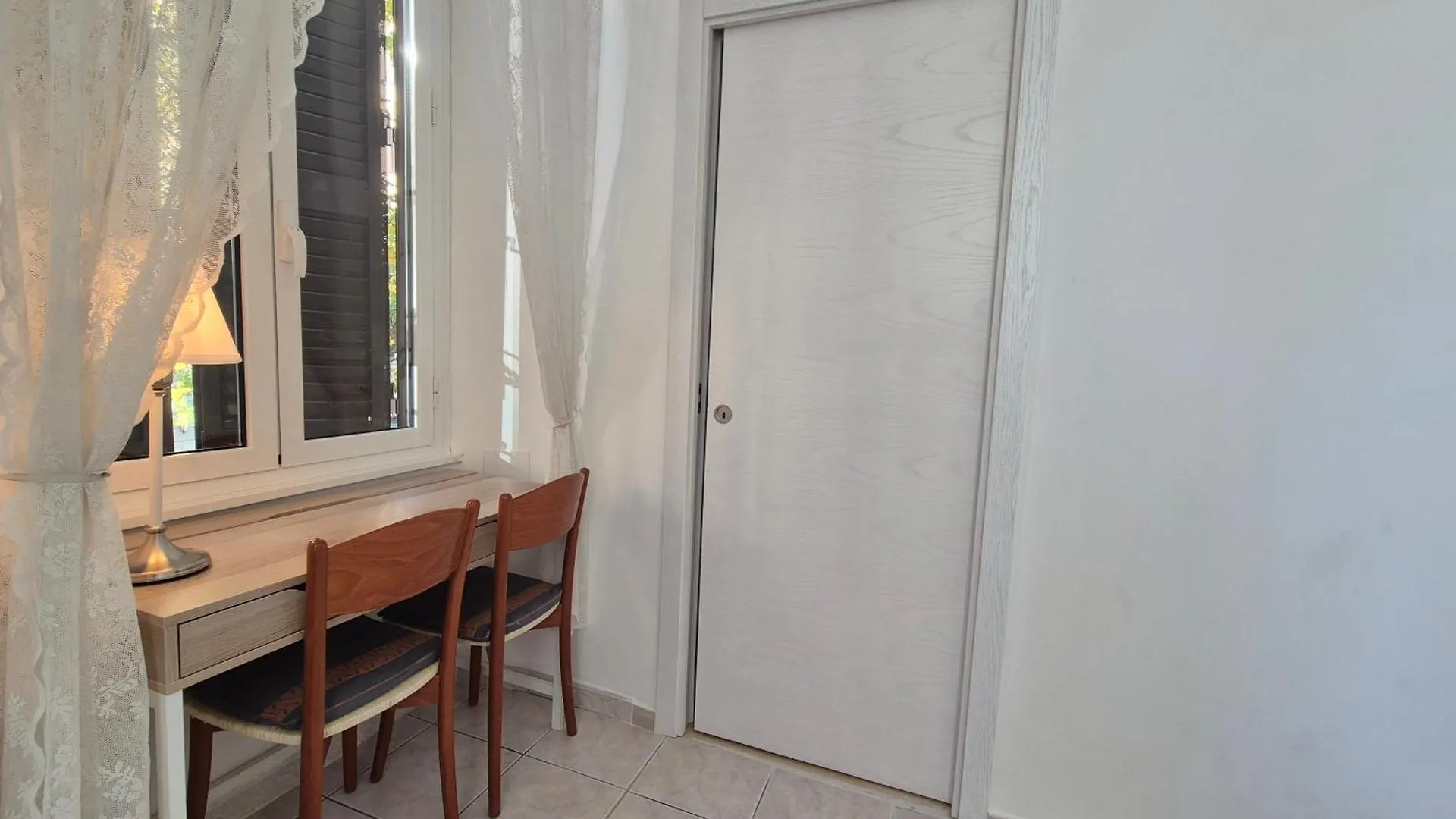 A Casa Di Alex Vatican Rome 0*,
